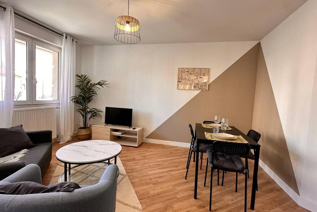 Villeurbanne • T2 Fraternite • Hostisy Exterior foto